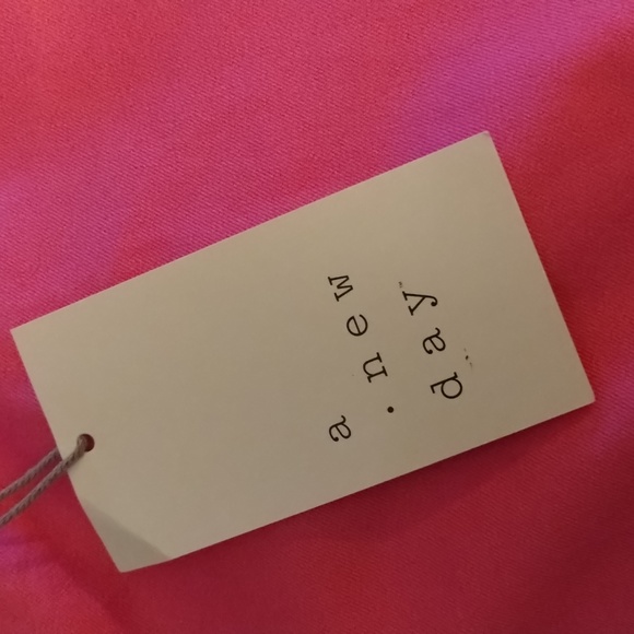 A New Day Rise Slim Fit Ankle Pants with a side zipper. - Picture 3 of 3